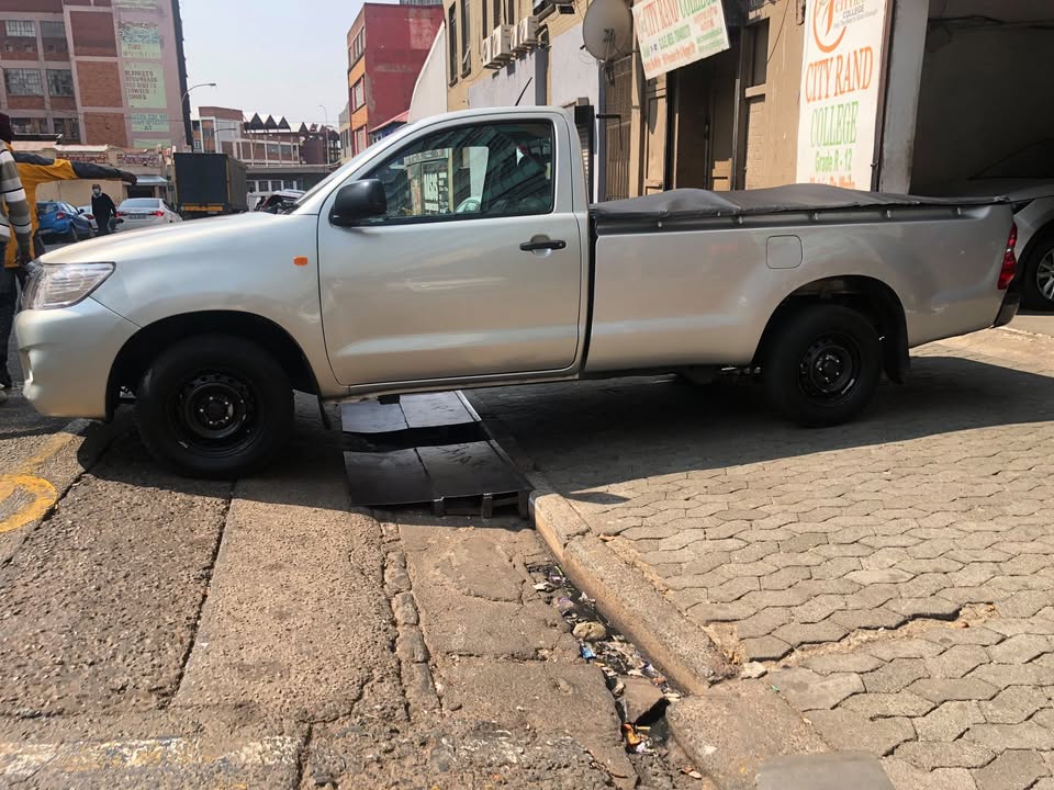 2013 Toyota hilux 2.0