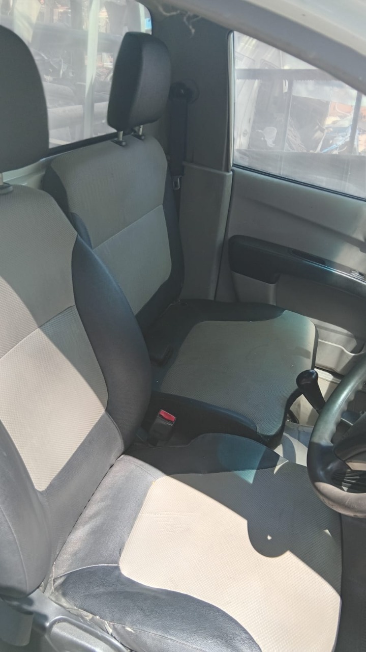 Mitsubishi Triton 2.5 DI GLX Stripping for Spares - Private Seller Mitsubishi Triton 2.5 DI GLX Stripping for Spares - Private Seller