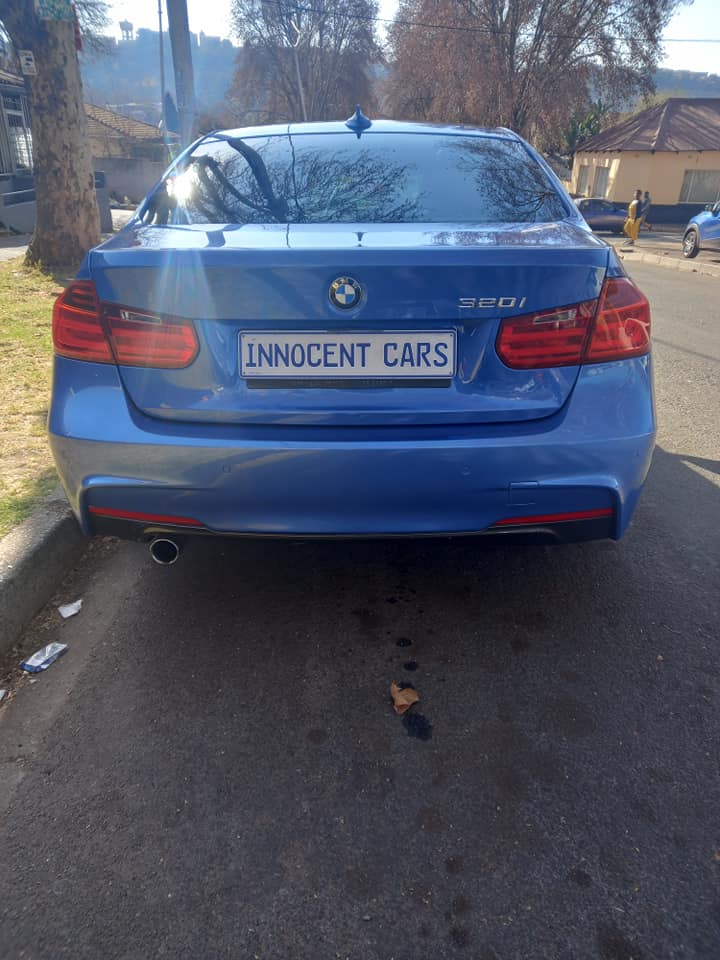2015 BMW 320i M-SPORT, PETROL, AUTOMATIC, BLUE COLOR, MILEAGESPARE KEY