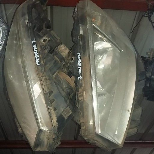 RENAULT MEGANE 2 HEADLIGHTS FOR SALE - Private Seller