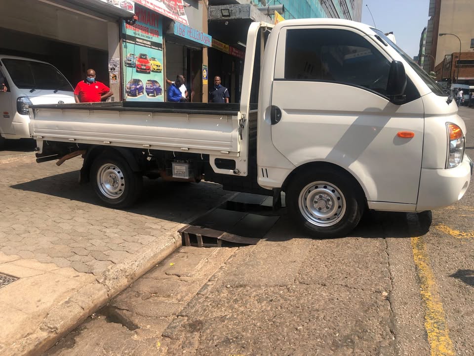 2010 Hyundai h100 2.5