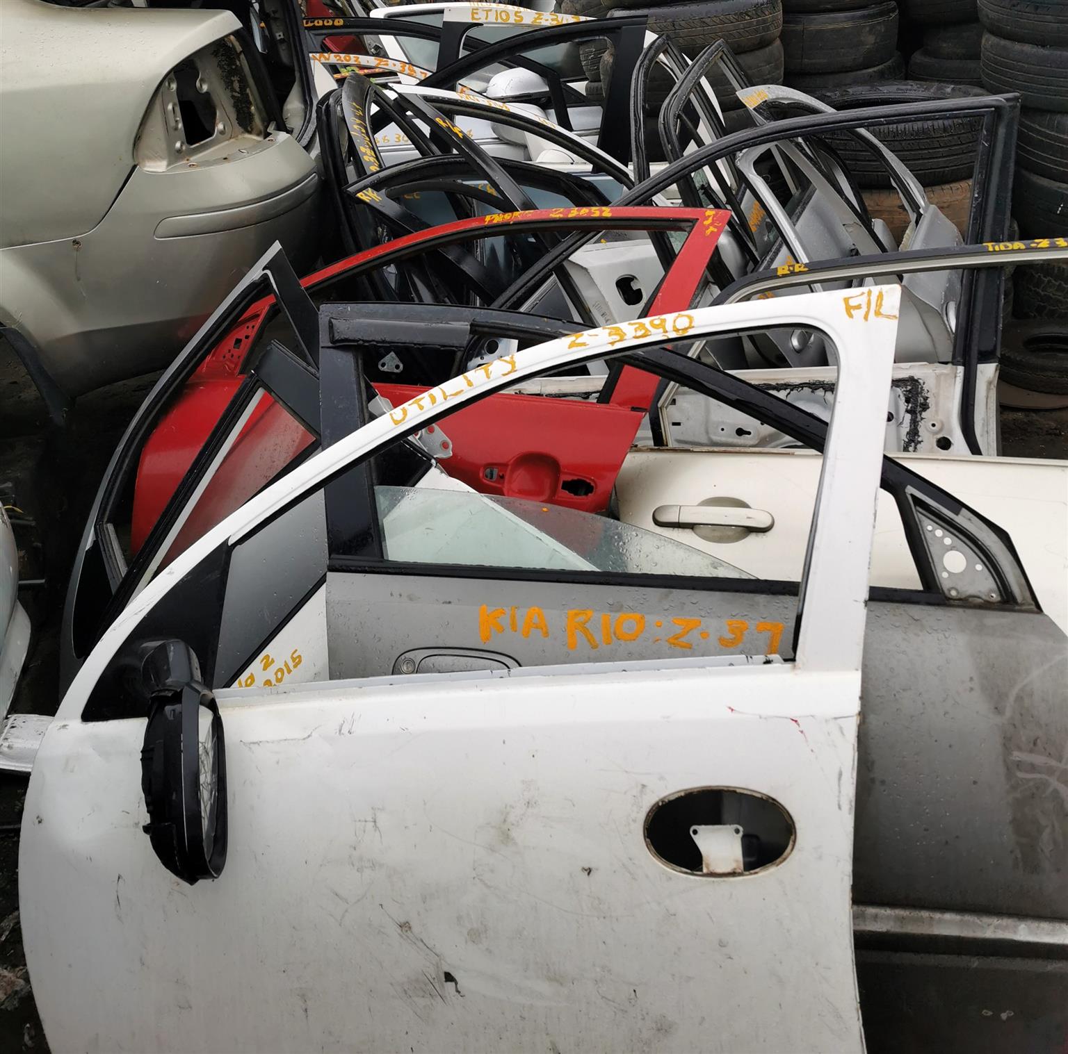 Nissan Hardbody 2.0L - Stripping for Spares