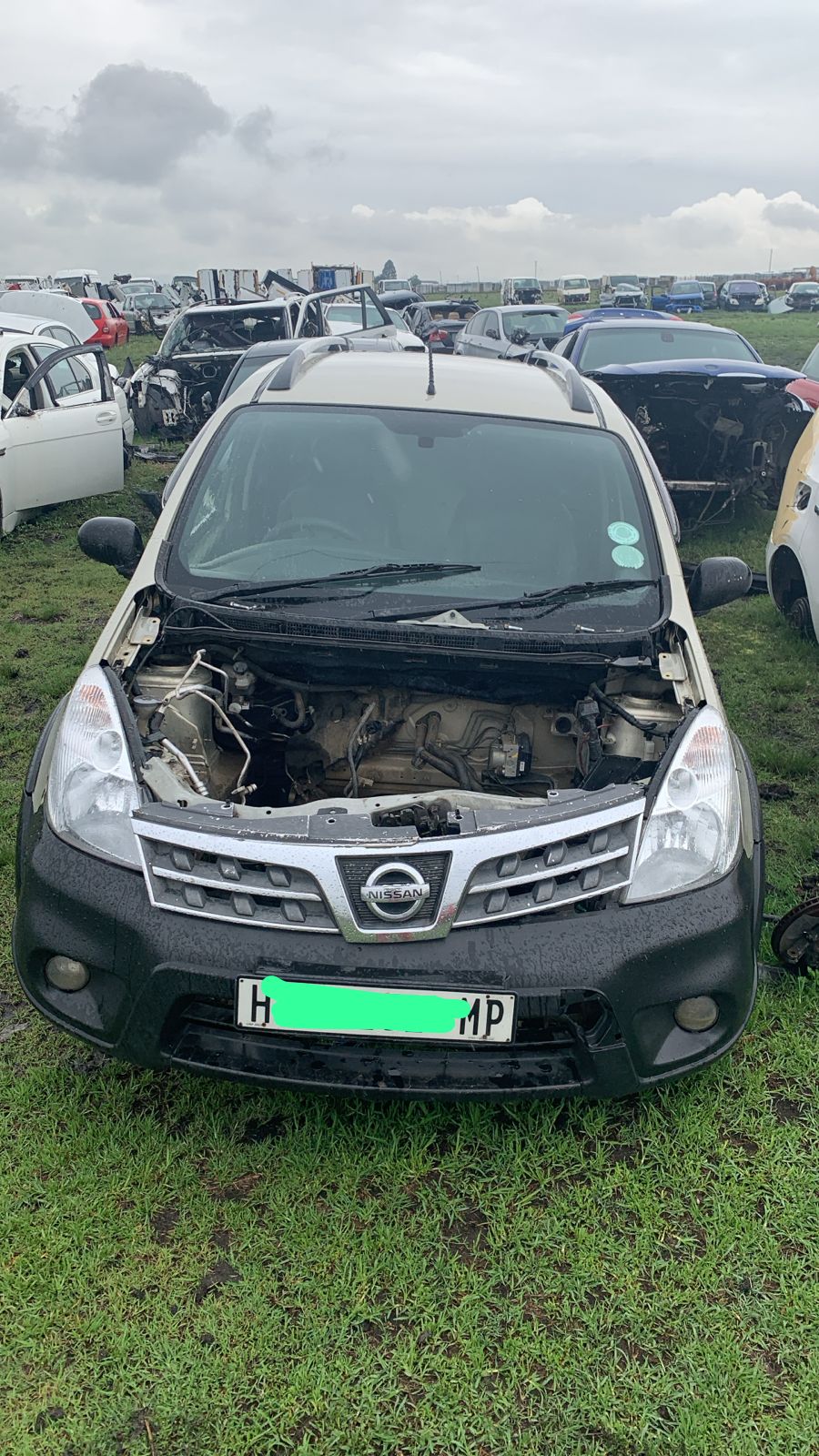 Nissan Livina parts - Private Seller Nissan Livina parts - Private Seller