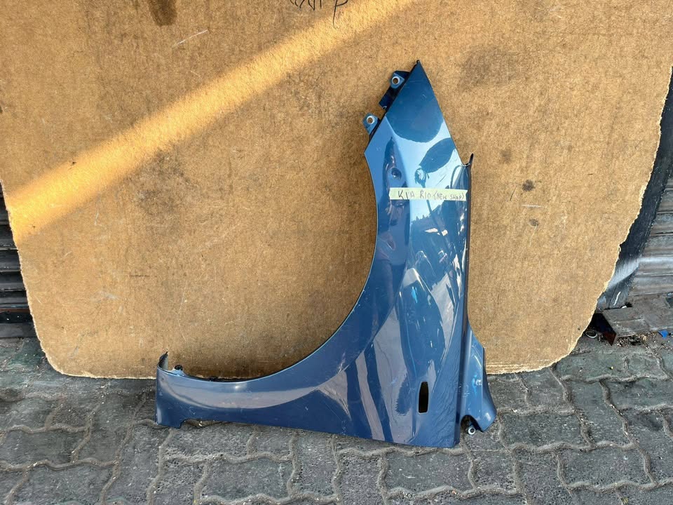 Kia Rio New shape Fender - Private Seller Kia Rio New shape Fender - Private Seller