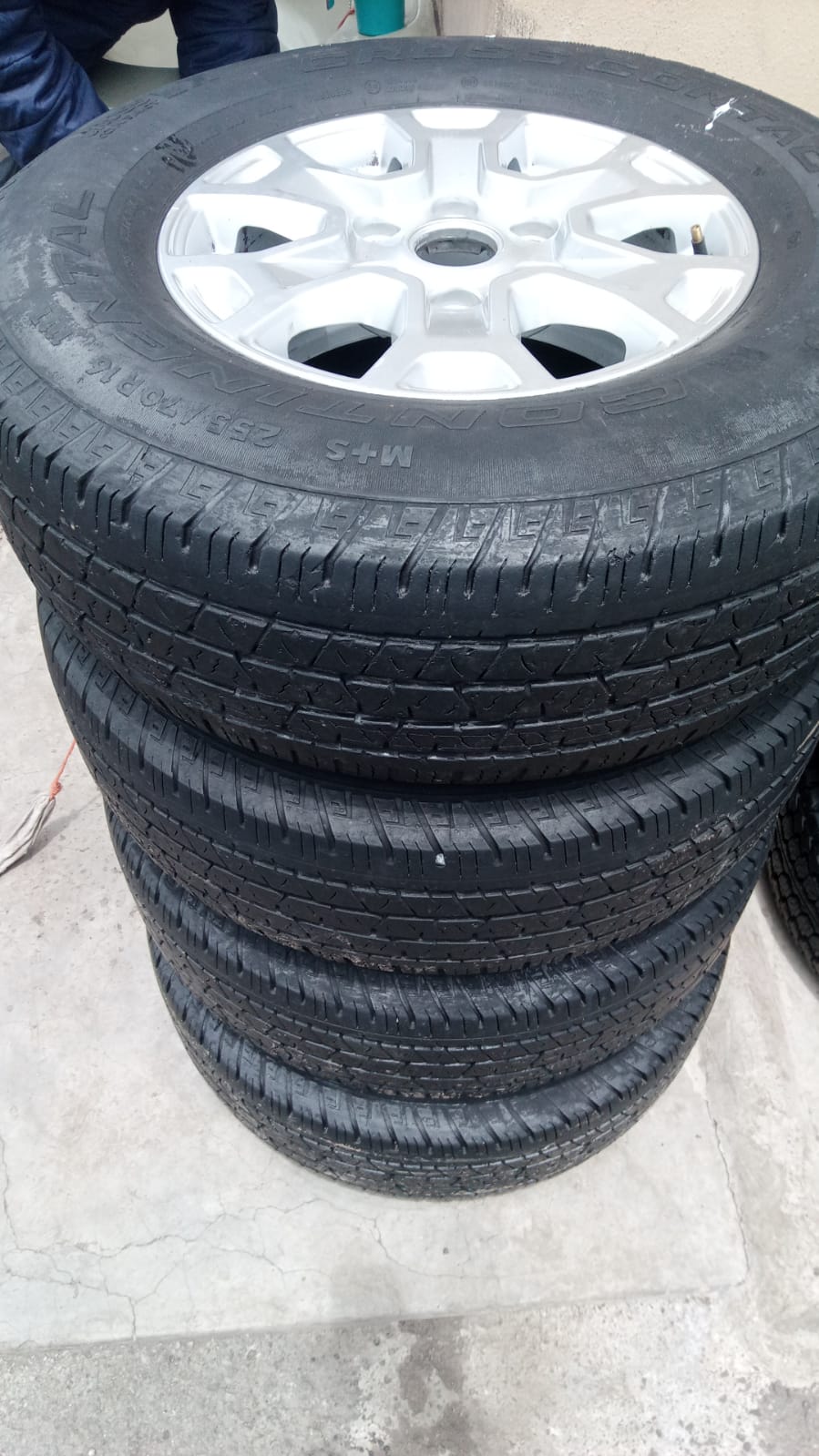 16" Ford Ranger mags with used 255/70/16 Continental tyres set - Private Seller 16" Ford Ranger mags with used 255/70/16 Continental tyres set - Private Seller