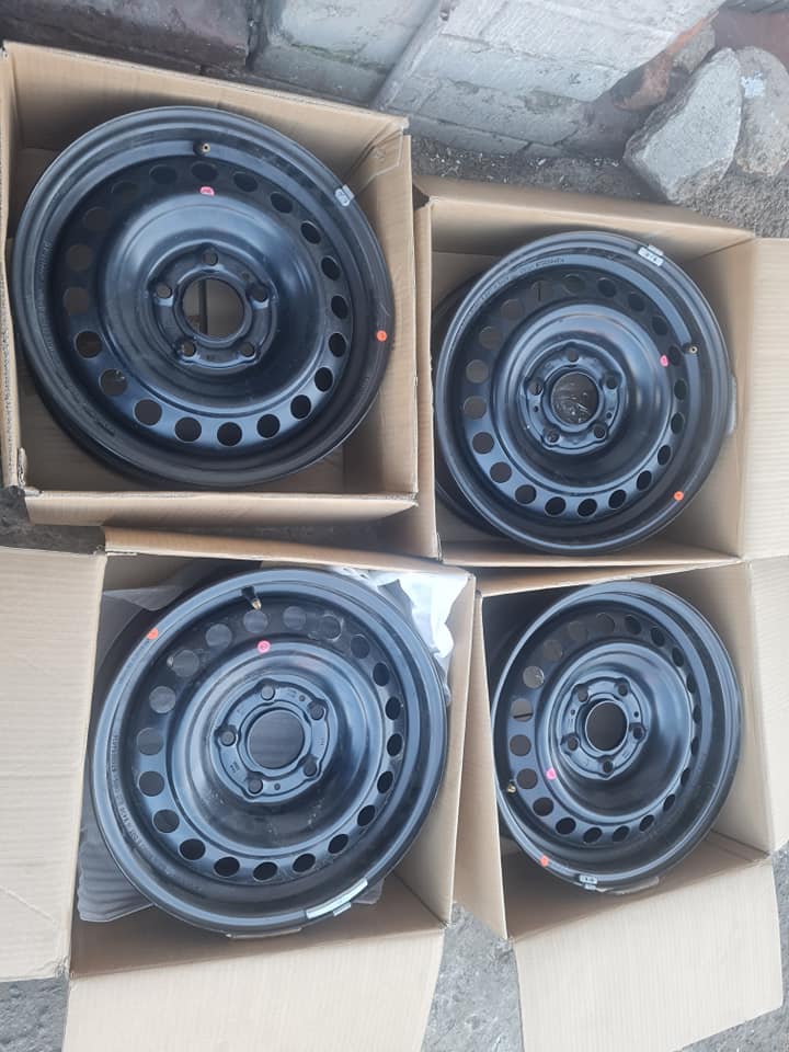 Kia Sonet original standard steal rims size size 15 - Private Seller