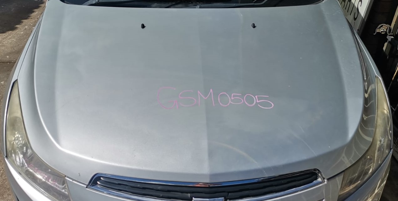 Chev Cruze Hatchback Used Bonnet Available in Stock - Private Seller Chev Cruze Hatchback Used Bonnet Available in Stock - Private Seller