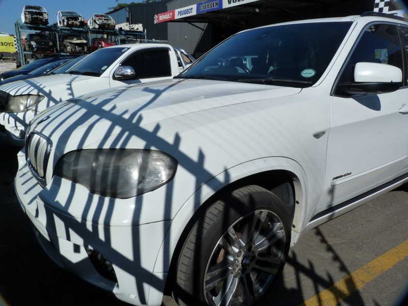 BMW X5 E70 4.0 Diesel AT White - 2011 STRIPPING FOR SPARES - Private Seller BMW X5 E70 4.0 Diesel AT White - 2011 STRIPPING FOR SPARES - Private Seller