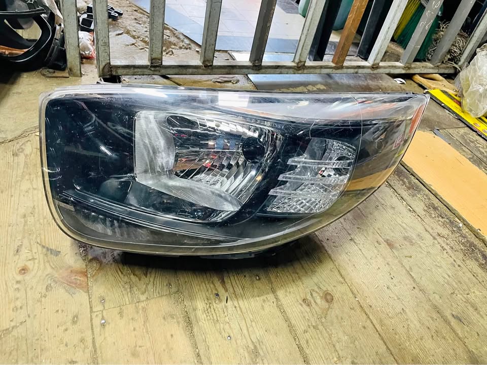 Kia Picanto headlight 2017/21 - Private Seller Kia Picanto headlight 2017/21 - Private Seller