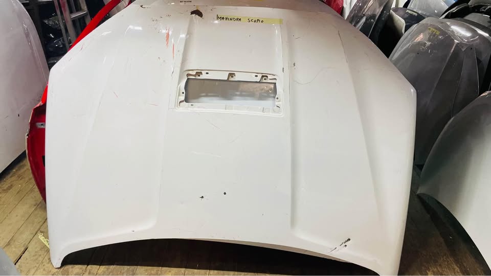 Mahindra Scorpio bonnet - Private Seller