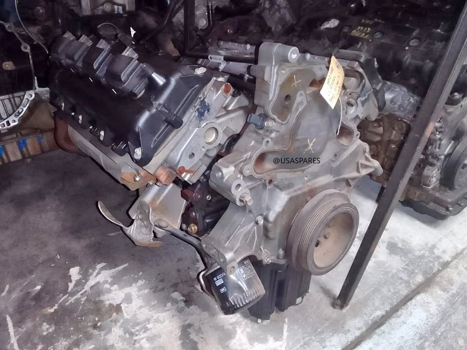 Jeep Grand Cherokee 5.7 Used Head, Block and Sump For Sale - Private Seller Jeep Grand Cherokee 5.7 Used Head, Block and Sump For Sale - Private Seller