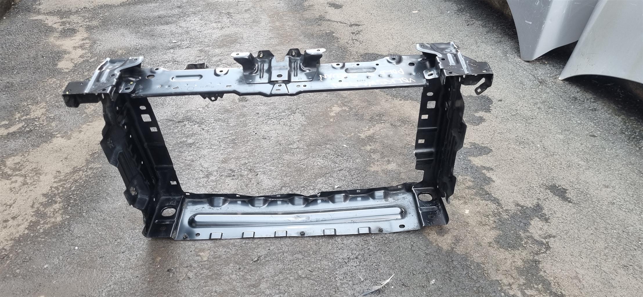 VW POLO 9 SEDAN CRADLE - Private Seller VW POLO 9 SEDAN CRADLE - Private Seller