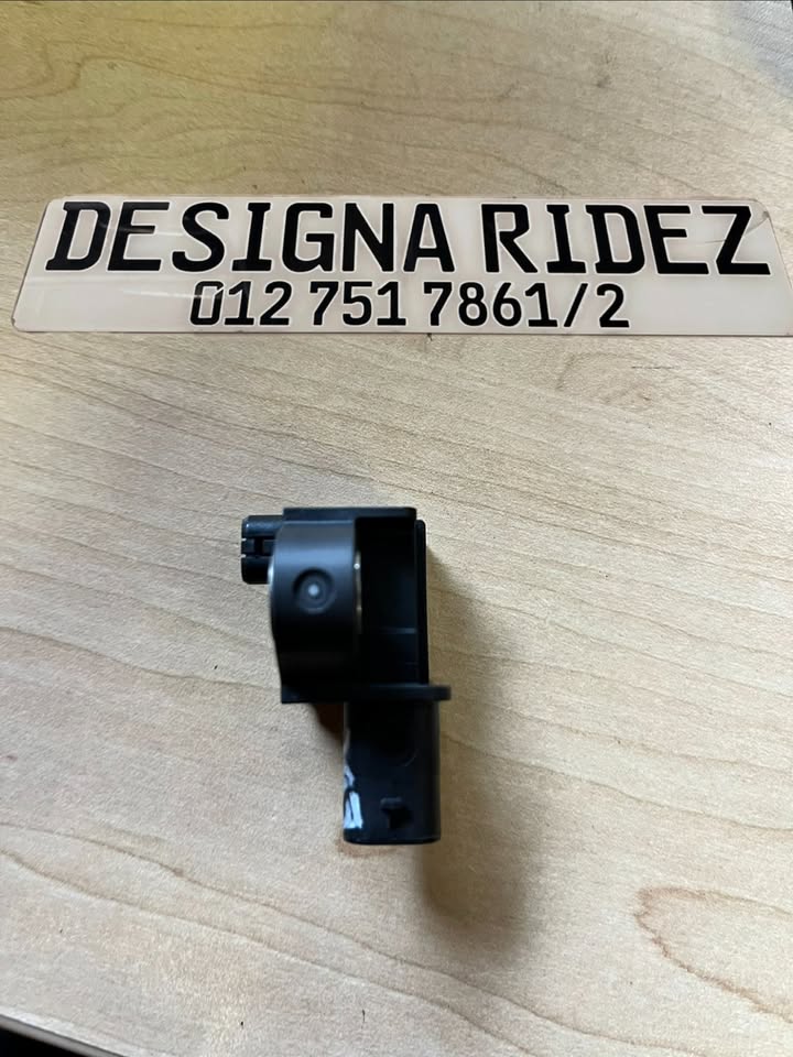 BMW G30 5-SERIES ACCELERATION SENSOR AVAILABLE. - Private Seller BMW G30 5-SERIES ACCELERATION SENSOR AVAILABLE. - Private Seller