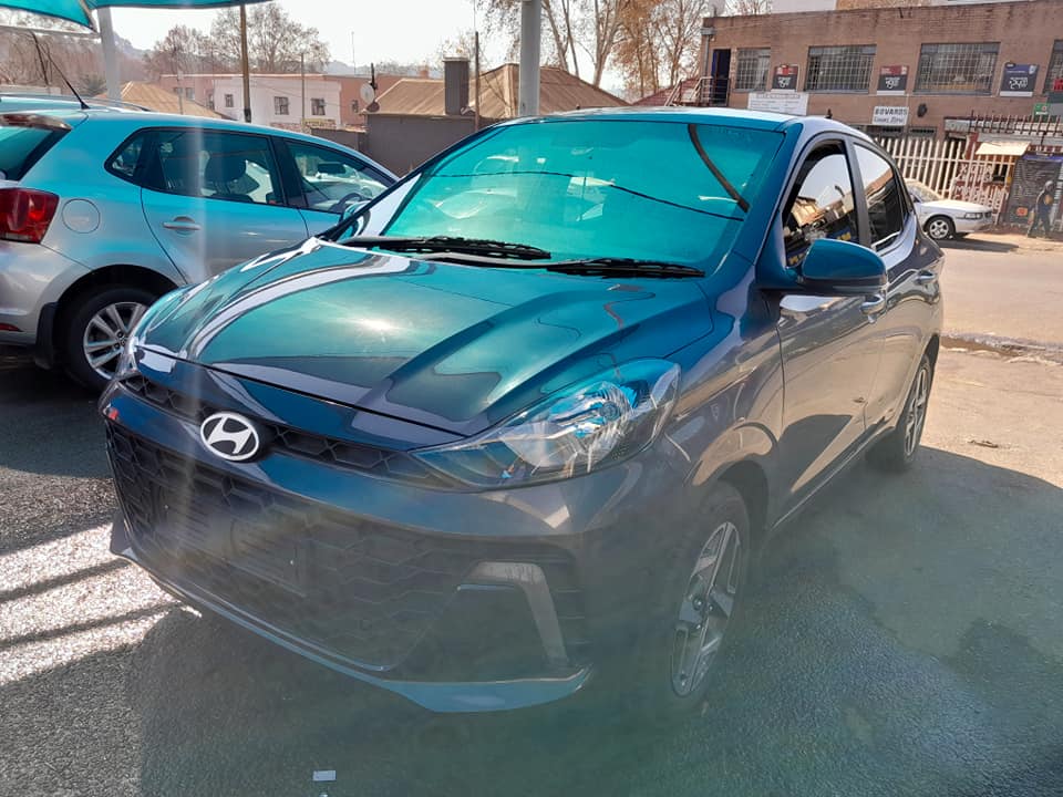2024 HYUNDAI I10 GRAND SEDAN 1.2 MANUAL