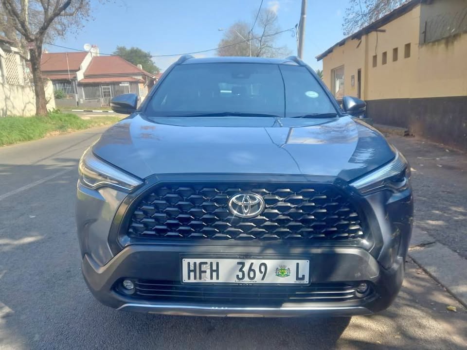 2024 Toyota Corolla Cross  1.8 Petrol, Automatic, Blue,18000kms,Service book.