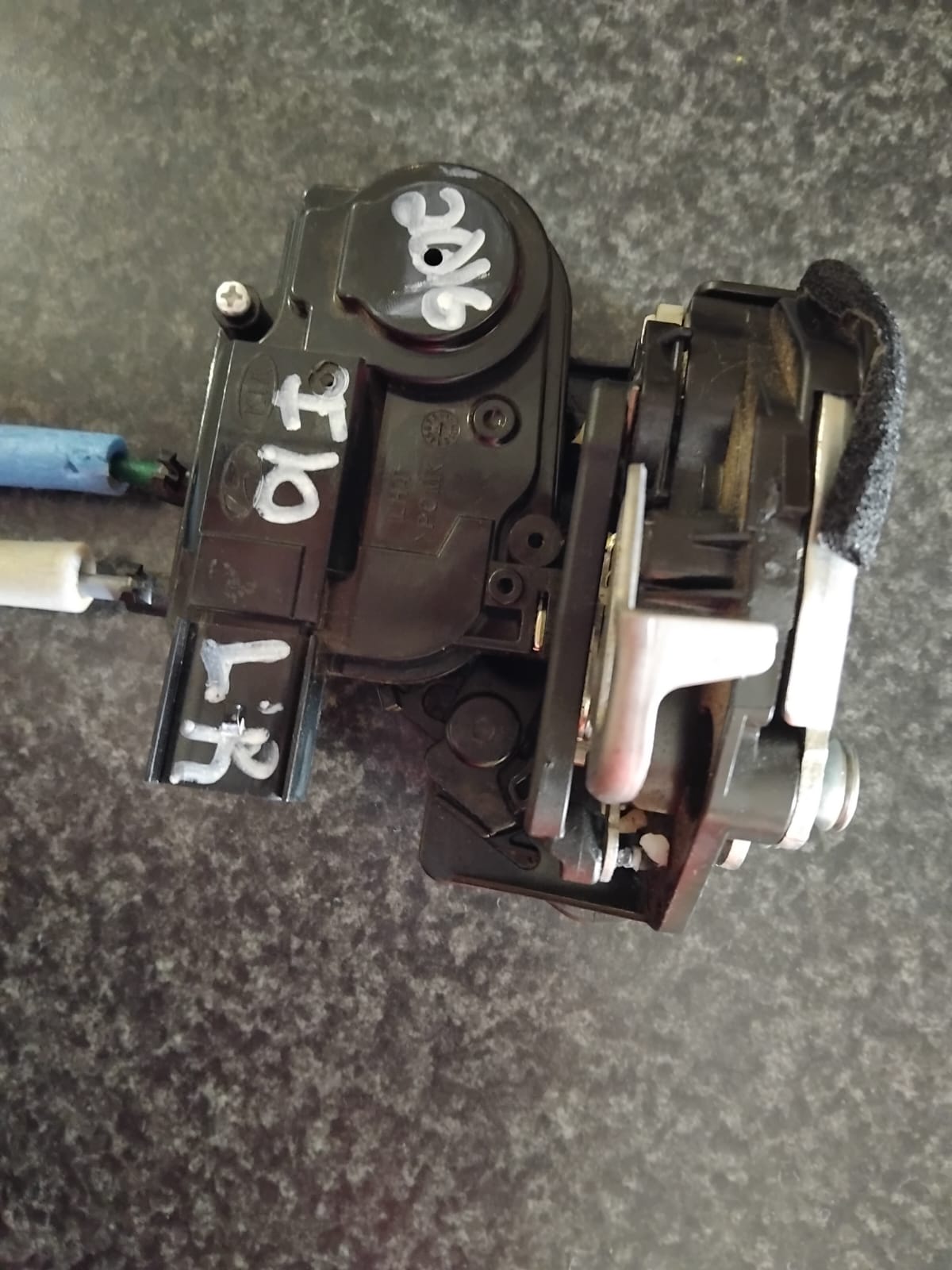 Hyundai i10 left rear doorlock - Private Seller Hyundai i10 left rear doorlock - Private Seller