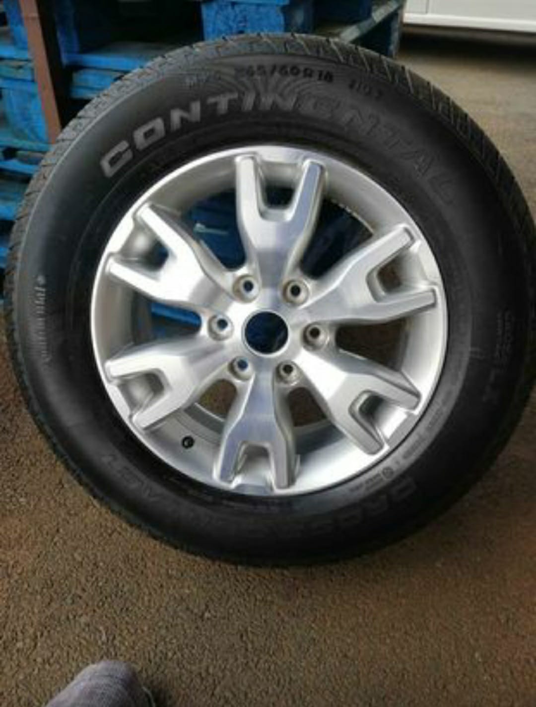 Continental Tyre 265/60 R18 110T - Private Seller