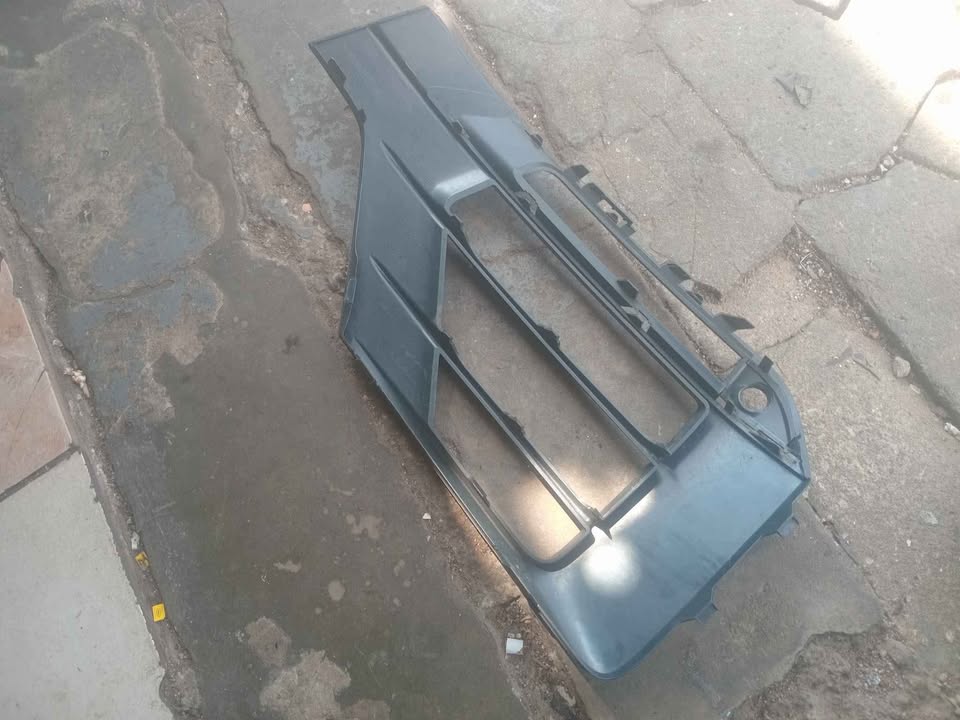 Vw Audi Q2 deflector Right-side - Private Seller
