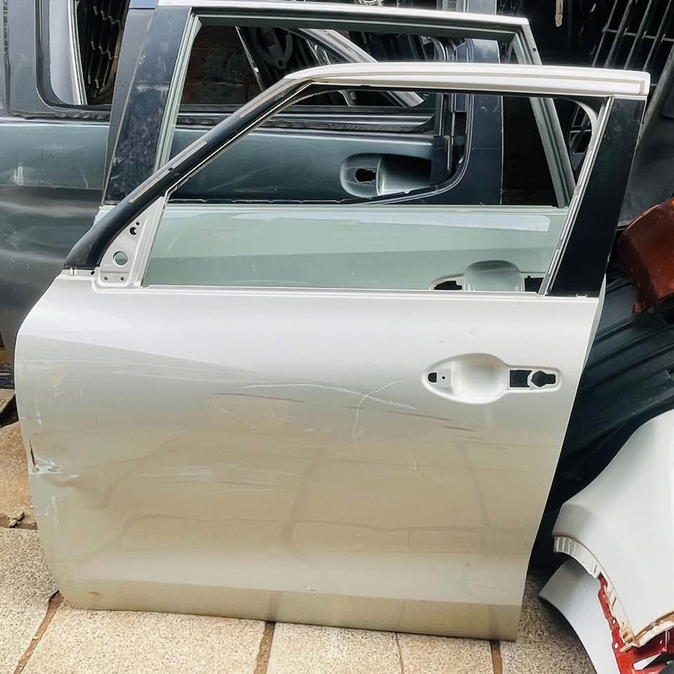 Suzuki Swift door - Private Seller Suzuki Swift door - Private Seller