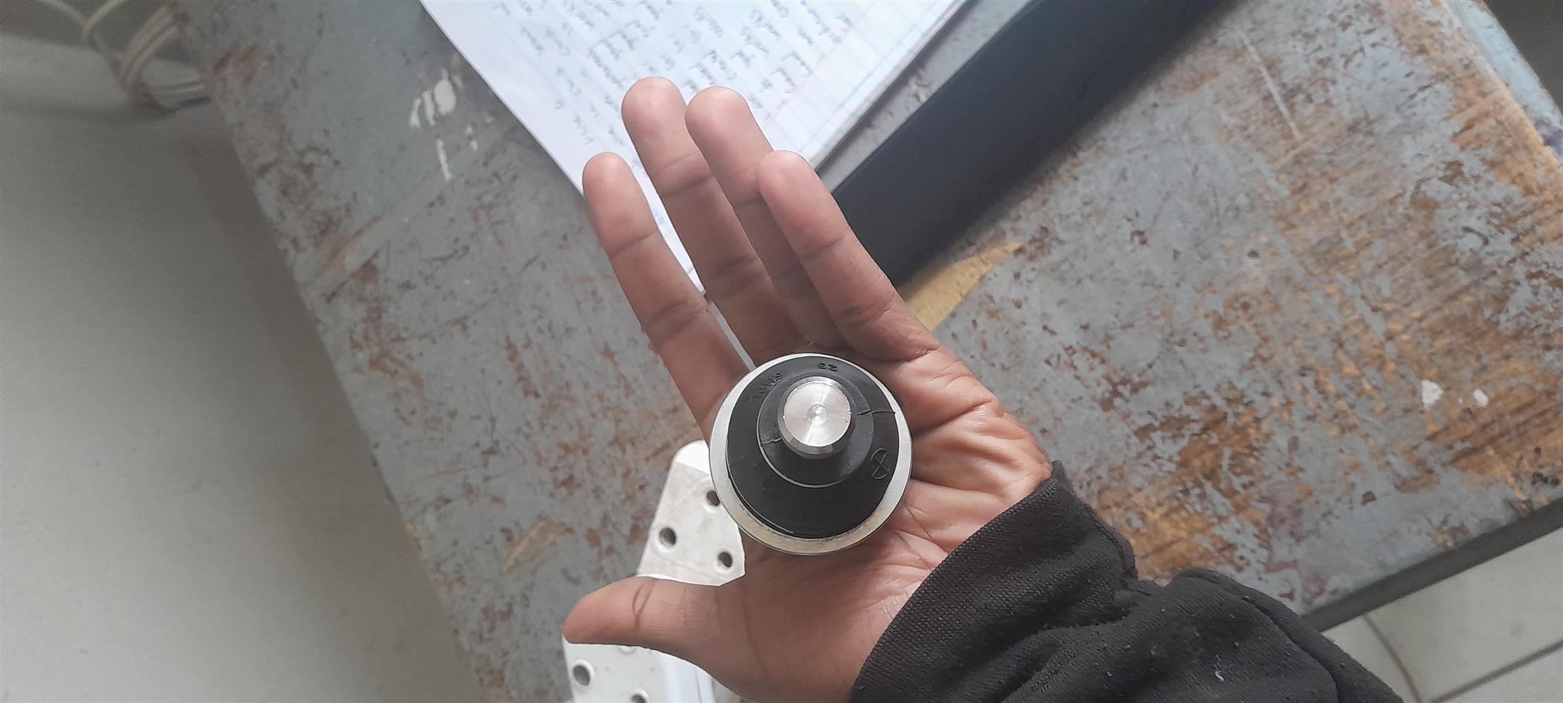 Tata bolt 1.2 xms ball joint - Private Seller Tata bolt 1.2 xms ball joint - Private Seller