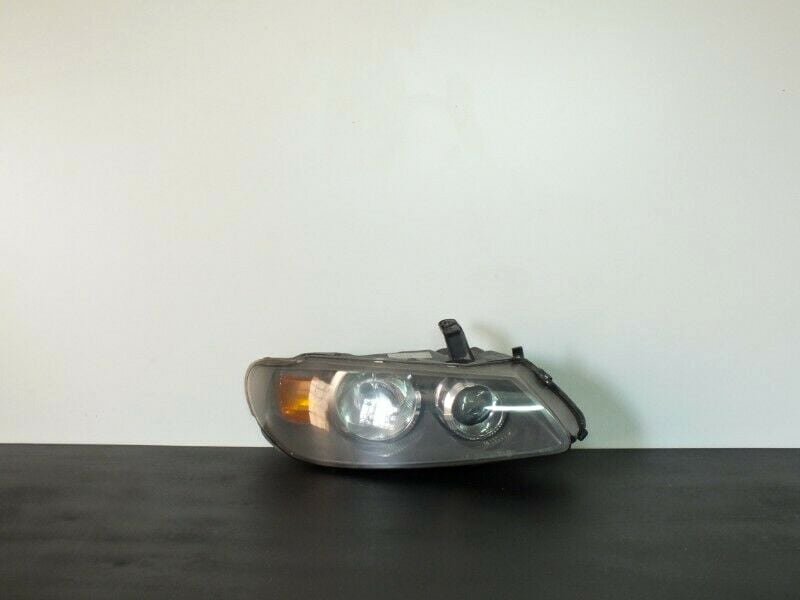 Nissan Almera Right Side Headlight 2006-2010 - Private Seller Nissan Almera Right Side Headlight 2006-2010 - Private Seller