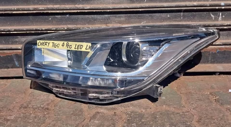 Chery Tiggo 4 Pro LED headlight - Private Seller Chery Tiggo 4 Pro LED headlight - Private Seller