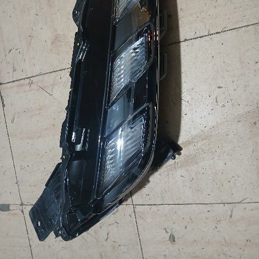 Suzuki grand vitara headlight - Private Seller Suzuki grand vitara headlight - Private Seller