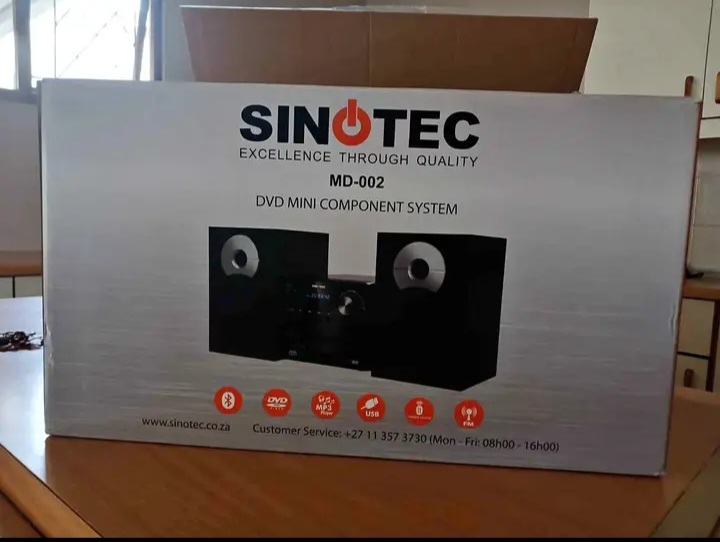 Used good radio for sale in very good condition Used good radio for sale in very good condition