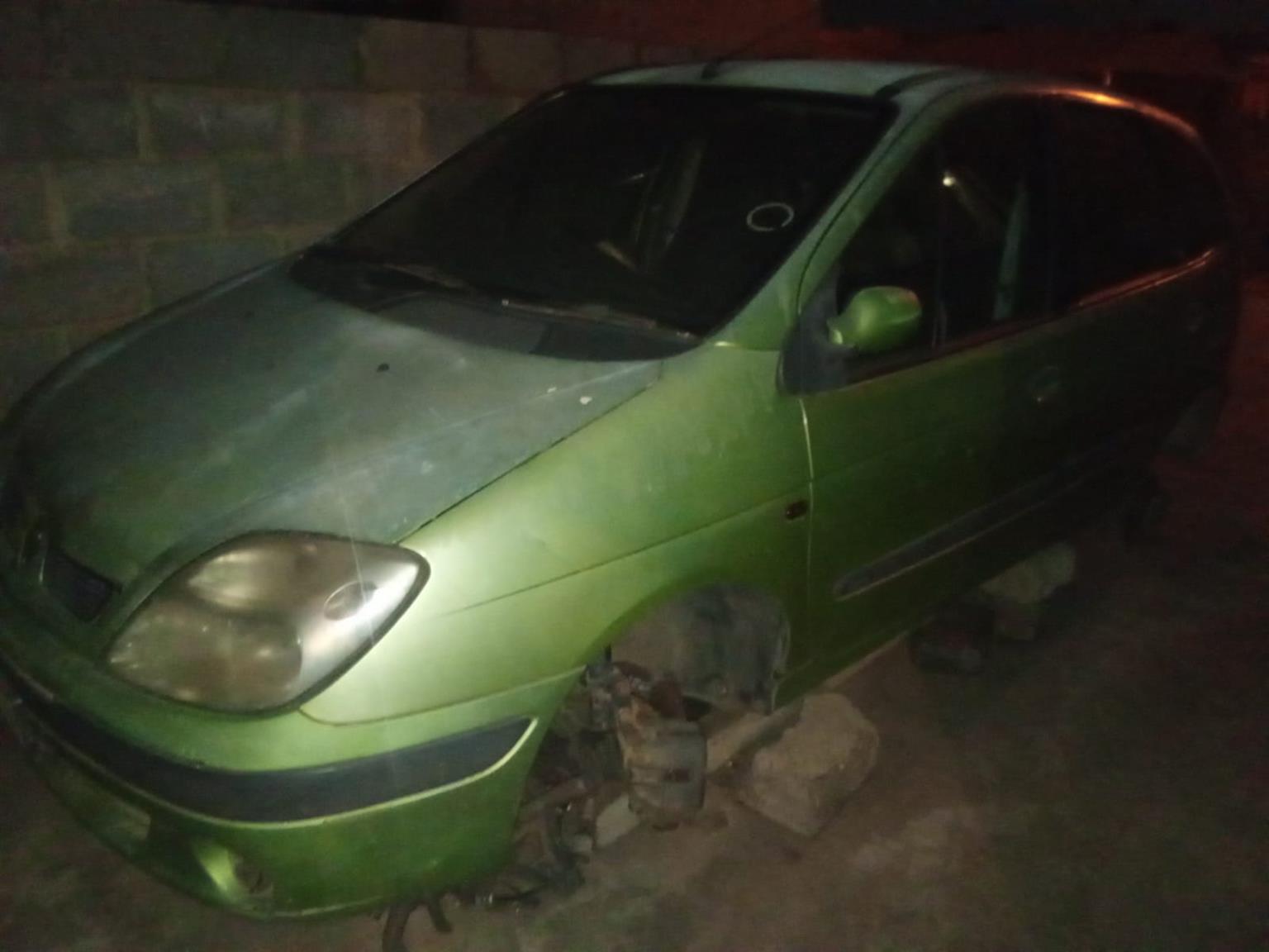 Renault Scenic shell with automatic gearbox - Private Seller