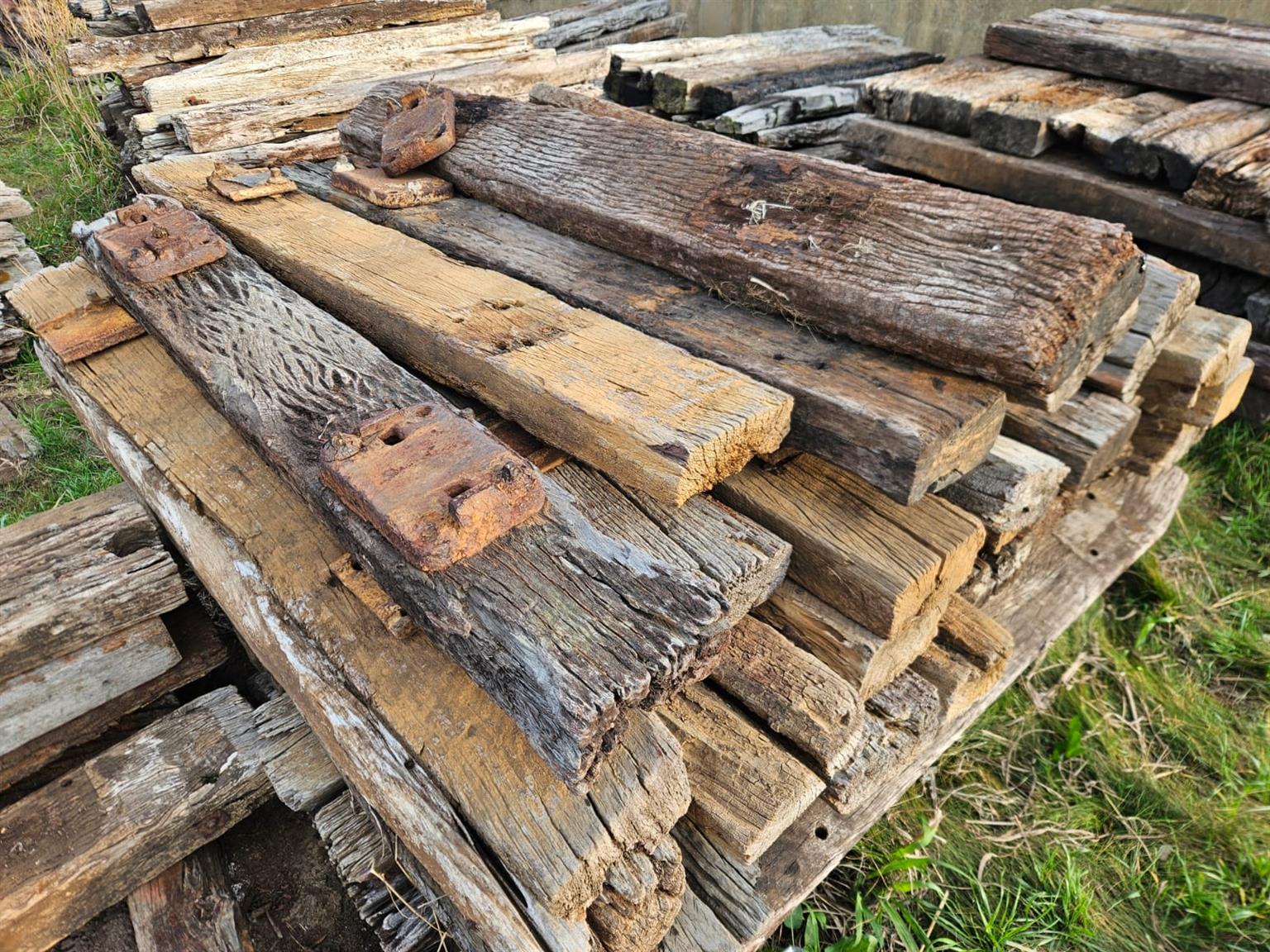 railway wooden sleepers
