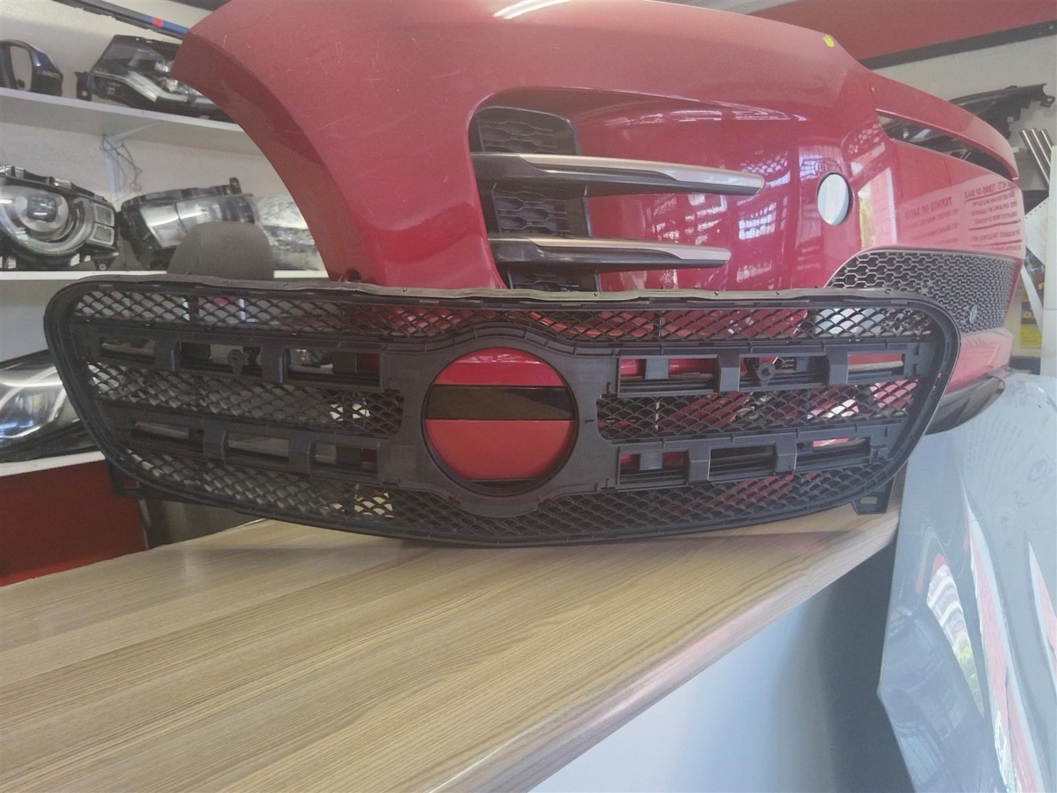 2017 MERCEDES BENZ W156 GLA MAIN GRILL AVAILABLE FOR SALE - Private Seller 2017 MERCEDES BENZ W156 GLA MAIN GRILL AVAILABLE FOR SALE - Private Seller