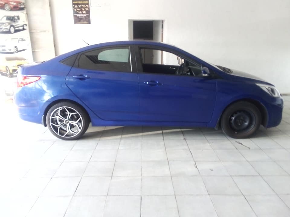 2015 HYUNDAI ACCENT 1.6 SEDAN MANUAL  PETROL BLUE