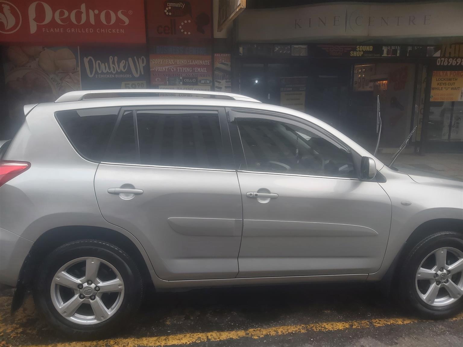 Used 2010 Toyota RAV4 2.0 VX Sky - Private Seller Used 2010 Toyota RAV4 2.0 VX Sky - Private Seller