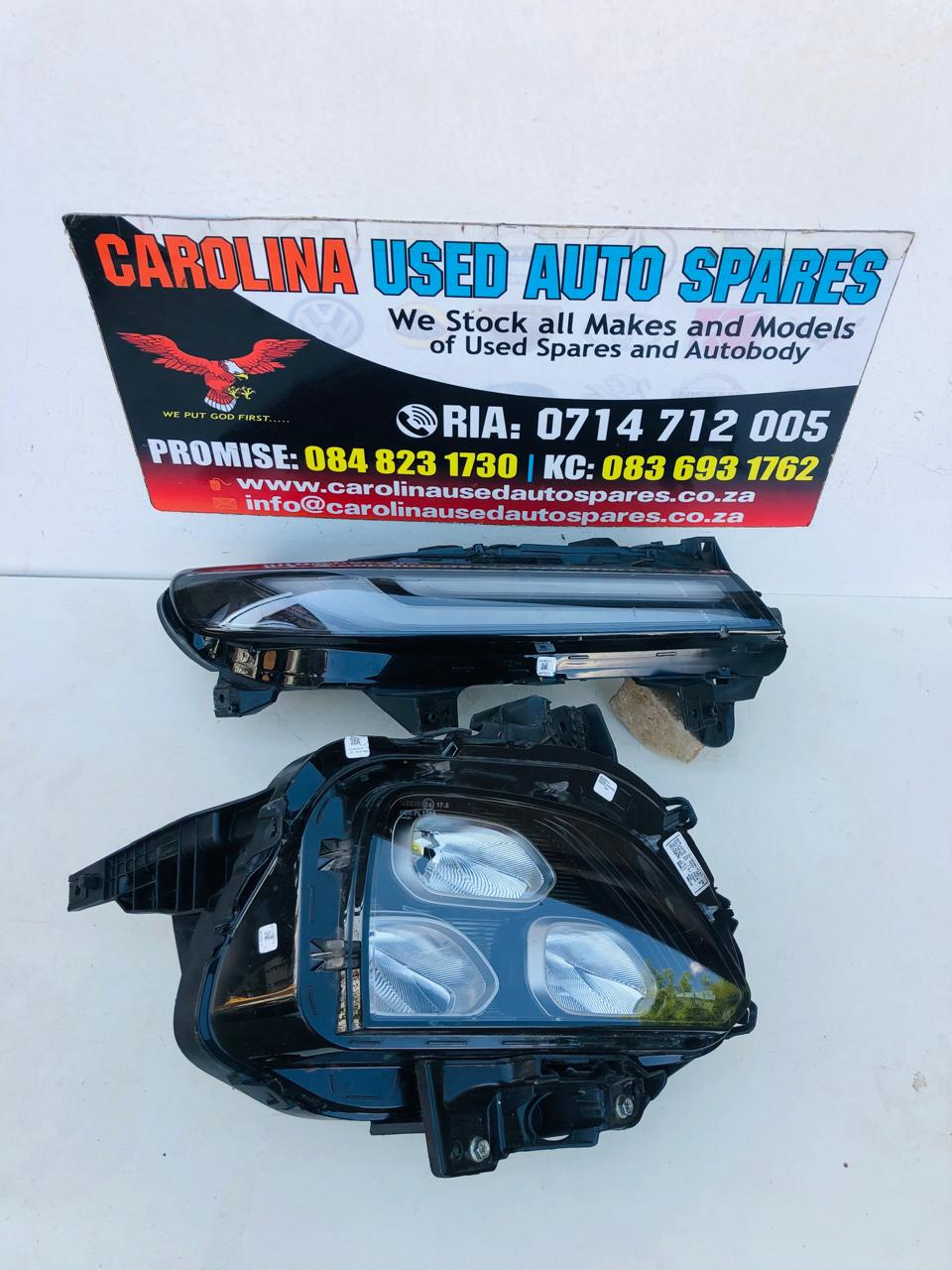 Toyota Starlet cross right side headlight and daylight running light (2024) - Private Seller Toyota Starlet cross right side headlight and daylight running light (2024) - Private Seller