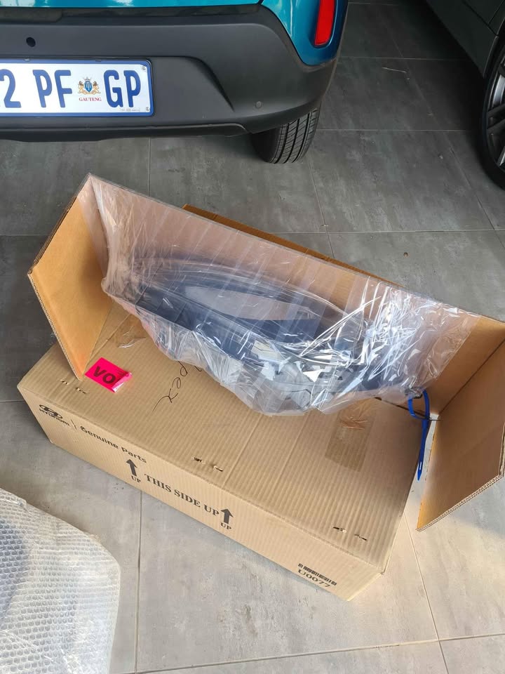 Hyundai i10 2022 grand left headlamp new - Private Seller Hyundai i10 2022 grand left headlamp new - Private Seller