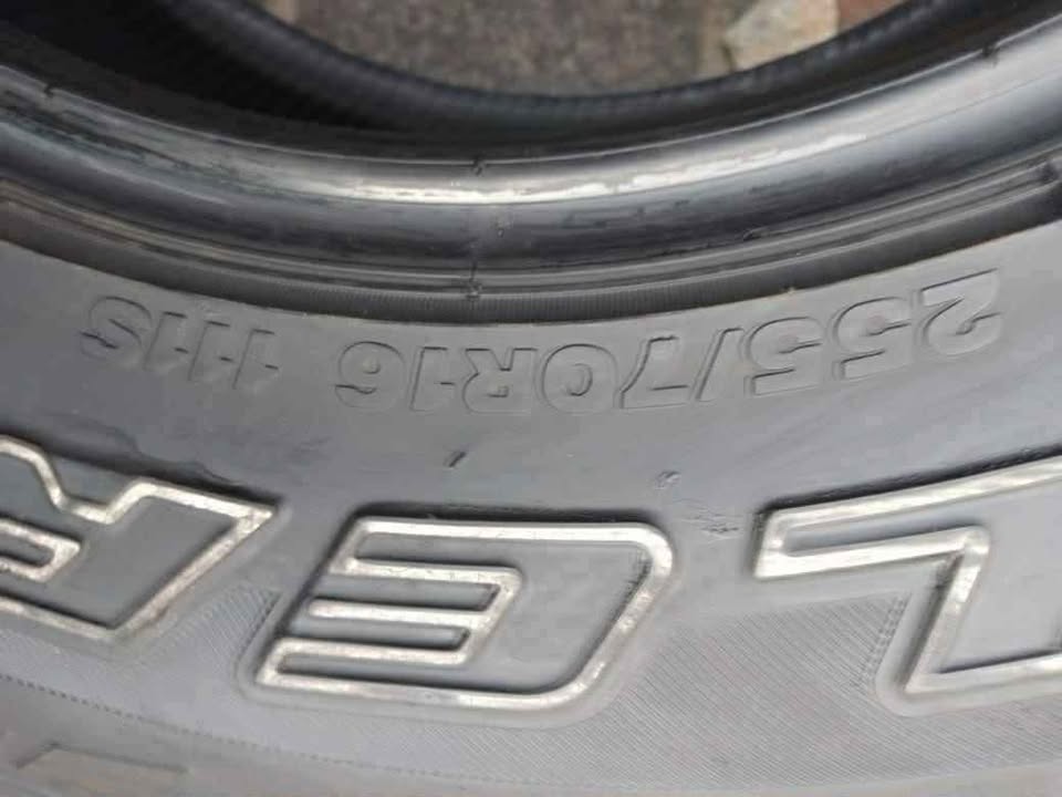 4X 255/70/16 BRIDGESTONE DUELER AT - Private Seller 4X 255/70/16 BRIDGESTONE DUELER AT - Private Seller
