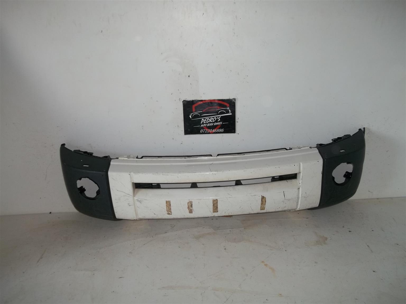 Land Rover Discovery 3 '05-'09 front bumper - Private Seller Land Rover Discovery 3 '05-'09 front bumper - Private Seller