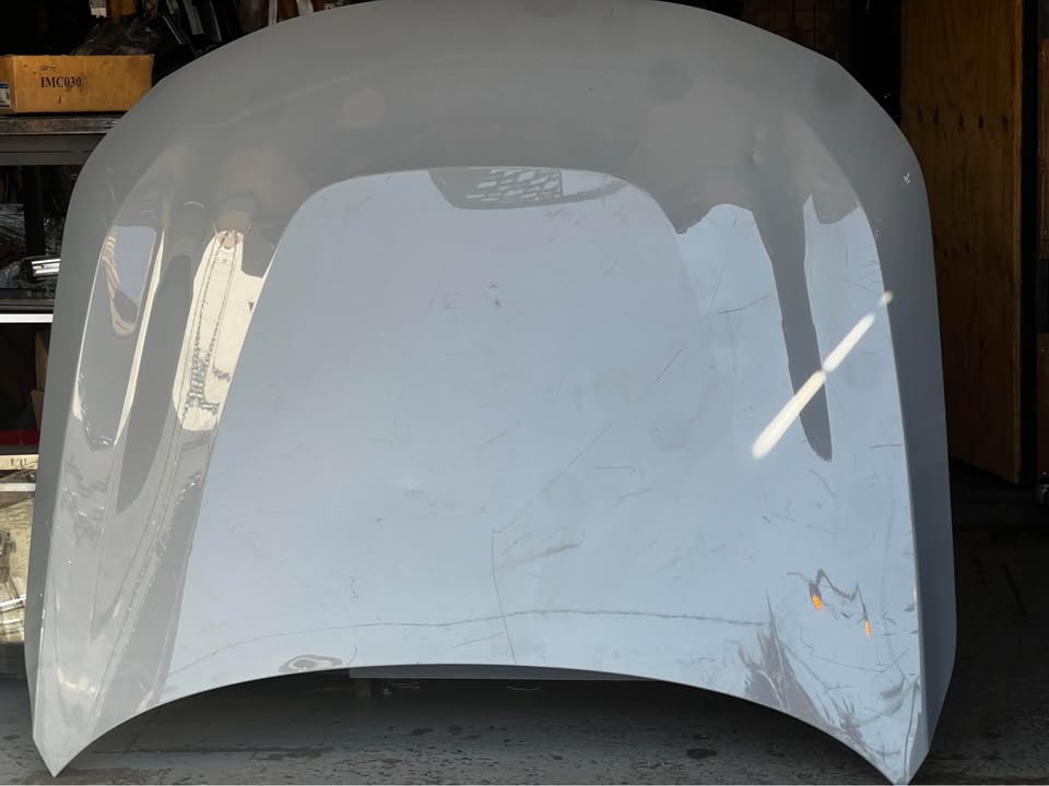 BMW 2 Series G42 bonnet - Private Seller BMW 2 Series G42 bonnet - Private Seller