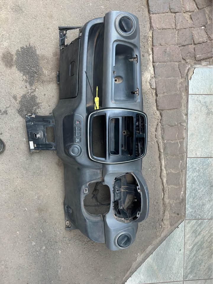 Renault Kwid Dashboard For Sale @Circle 7 Used Parts - Private Seller