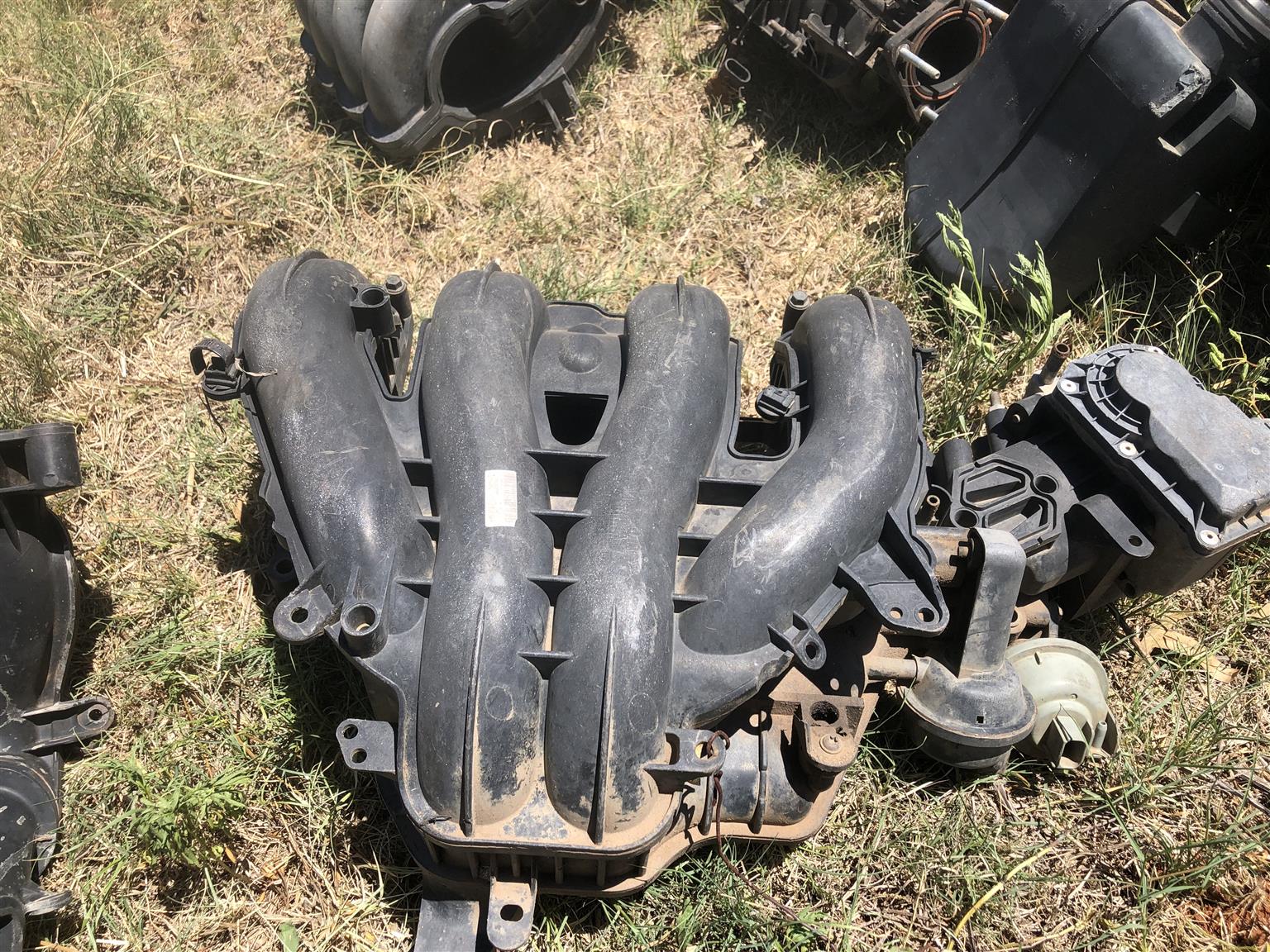 FIESTA FOCUS 2.0 16V INTAKE MANIFOLD 2005 2006 2007 2008 - Private Seller