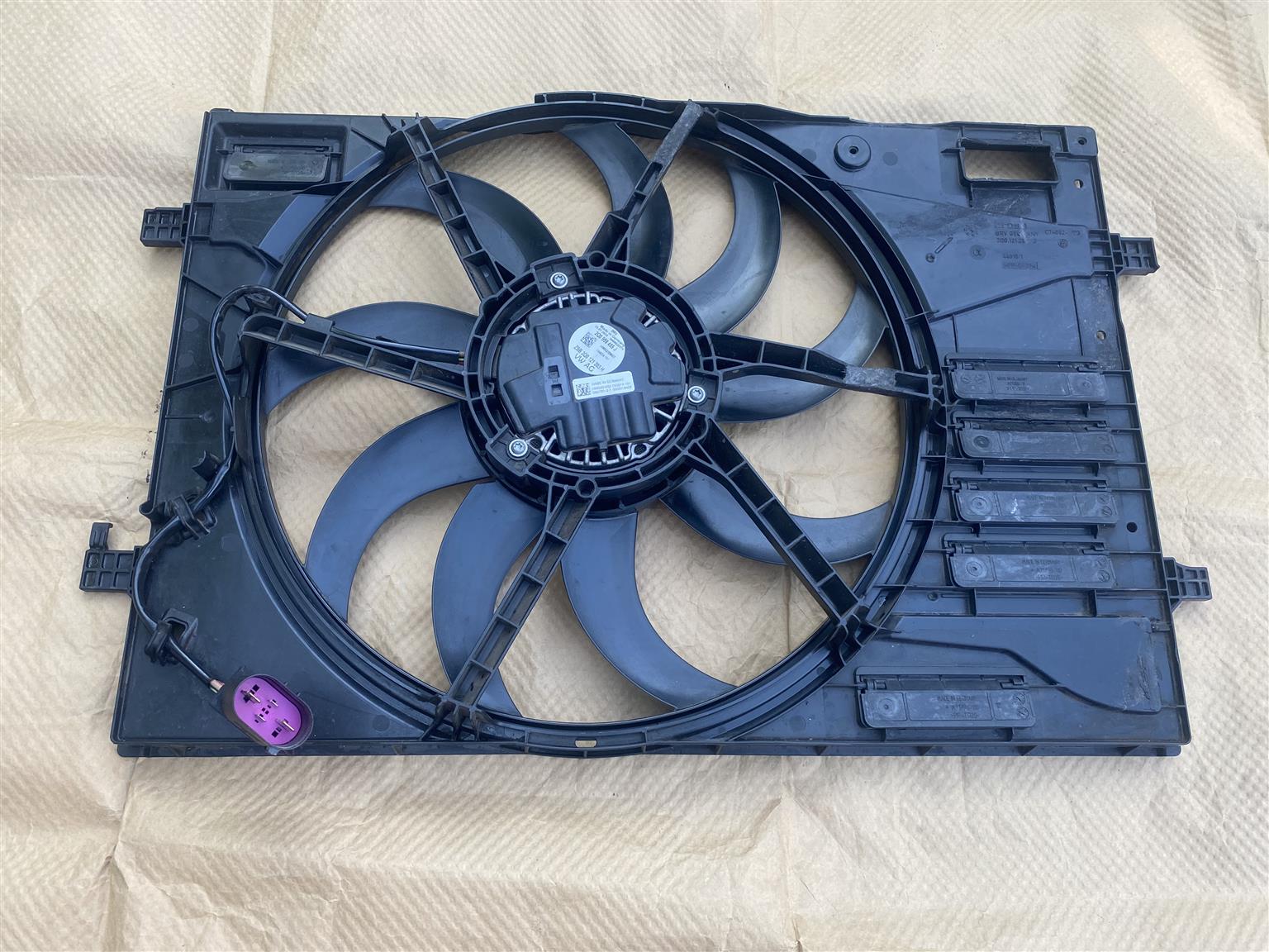 2022 VW POLO 8, T-CROSS RADIATOR FAN FOR SALE. IN EXCELLENT CONDITION