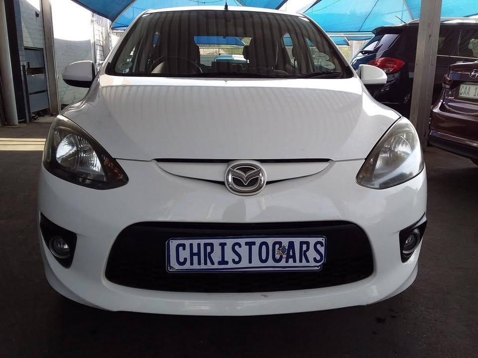 2008 model Mazda 2 hatchback 2008 model Mazda 2 hatchback
