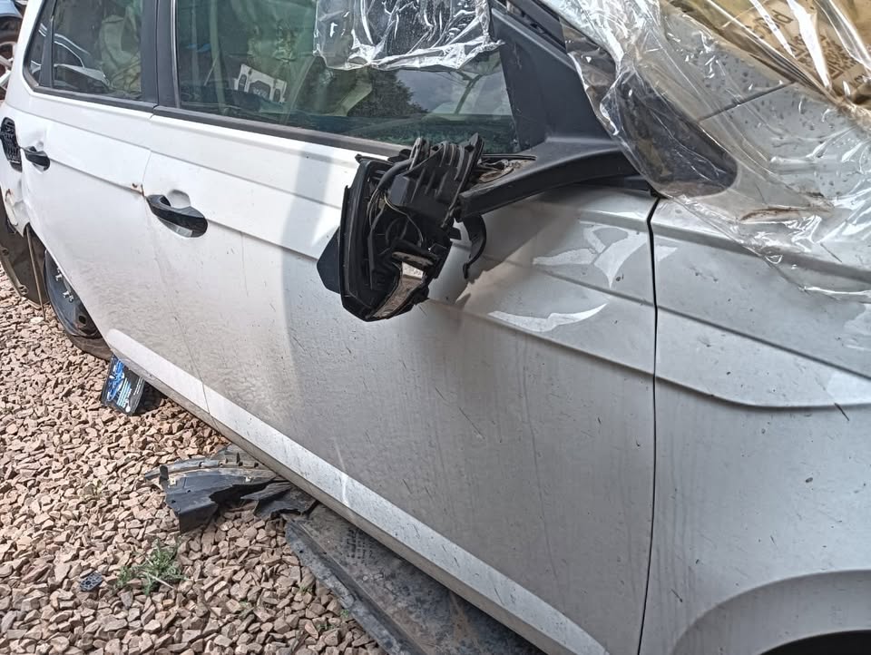 POLO 8 TSI WHITE STRIPPING FOR SPARES
