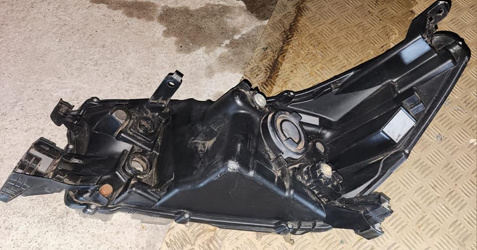 Toyota Hilux GD6 Original Headlight New Call or Whatsupp - Private Seller Toyota Hilux GD6 Original Headlight New Call or Whatsupp - Private Seller
