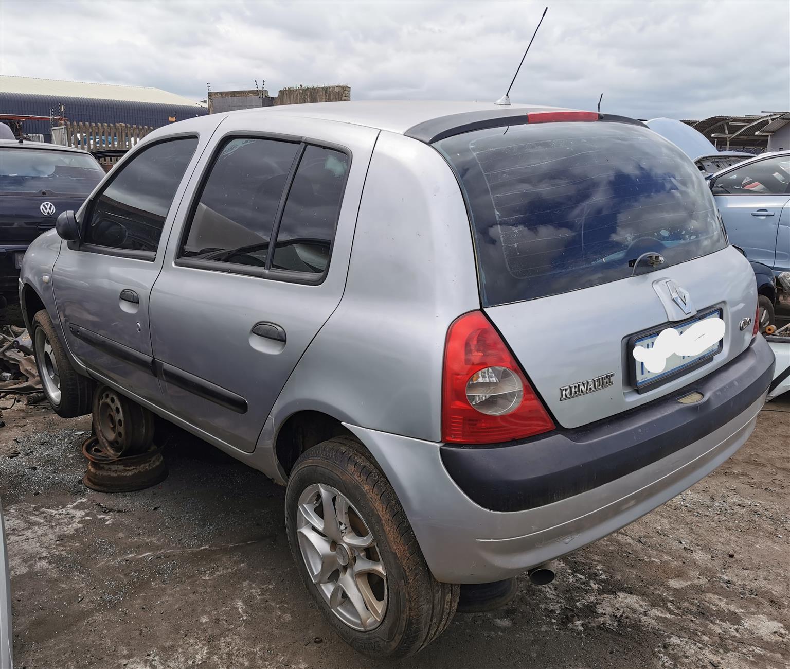 2005 Renault Clio 2 - Stripping for Spares
