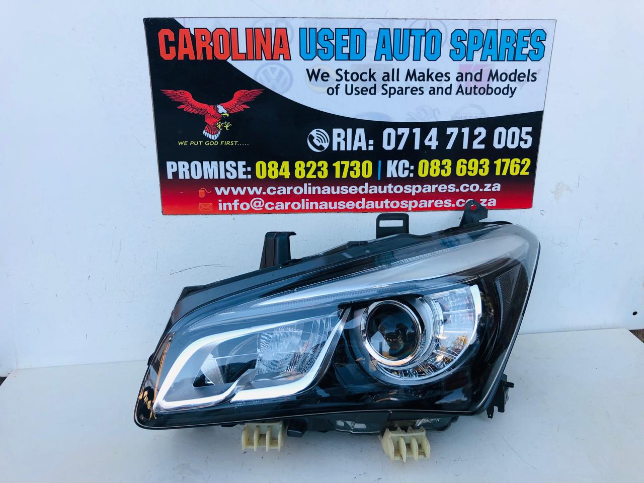 Nissan Infiniti QX80 left side LED headlight - Private Seller Nissan Infiniti QX80 left side LED headlight - Private Seller