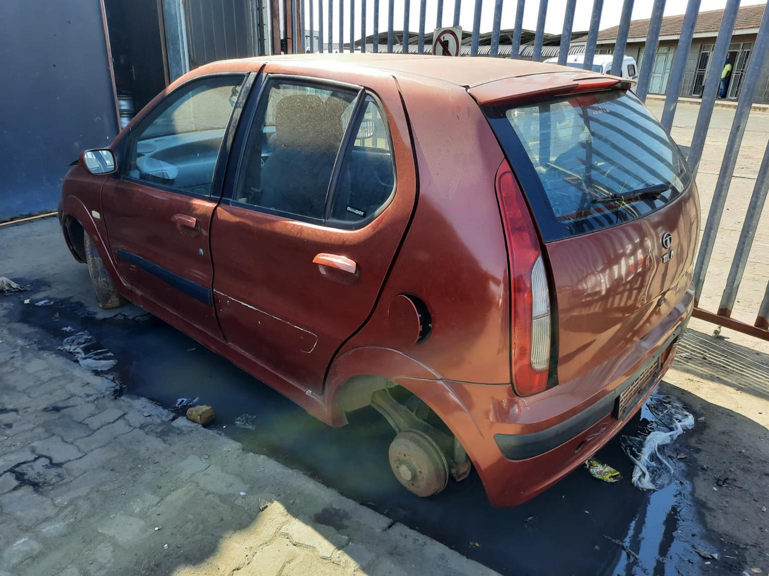 2007 Tata Indica - Stripping for Spares.