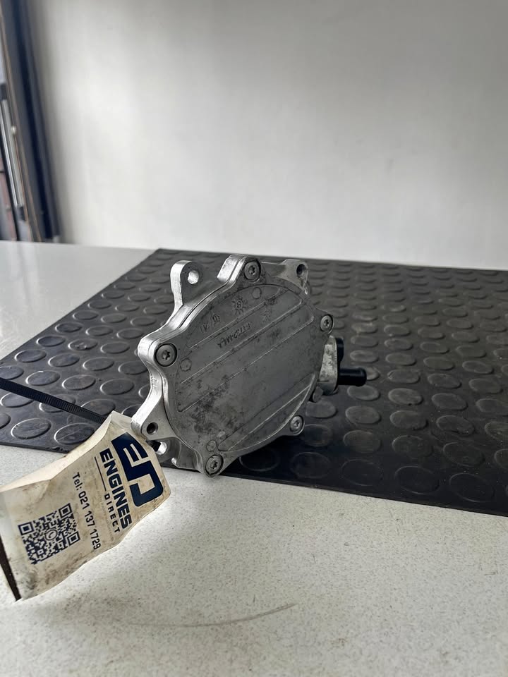 Bmw E90 320i Vacuum Pump for sale (N46B20) - Private Seller