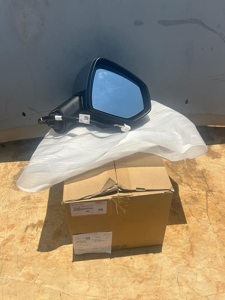 Haval Jolion Side Mirror - Private Seller Haval Jolion Side Mirror - Private Seller