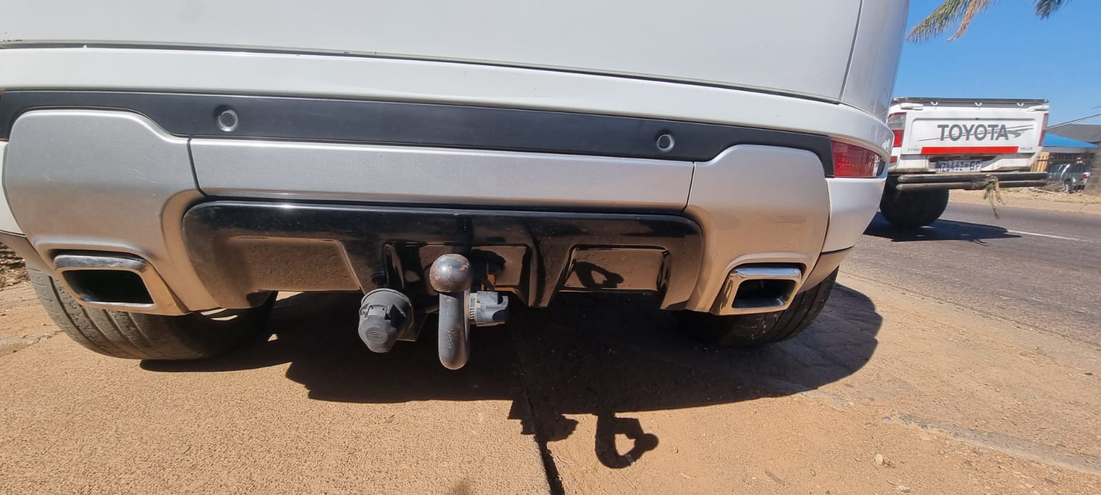 2012 Range Rover Evoque 2.2l SD4 TowBar for sale 2012 Range Rover Evoque 2.2l SD4 TowBar for sale